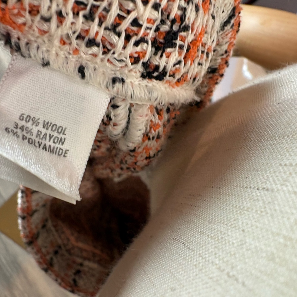 St. John tweed skirt & blazer set wool blend in Orange cream black 12/L - Picture 7 of 7